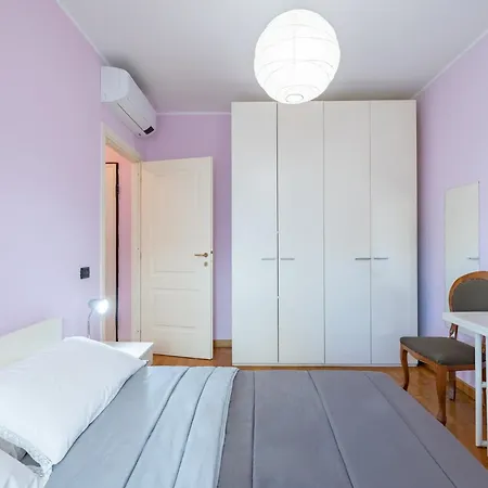 Happy Tourist By Wonderful Italy *