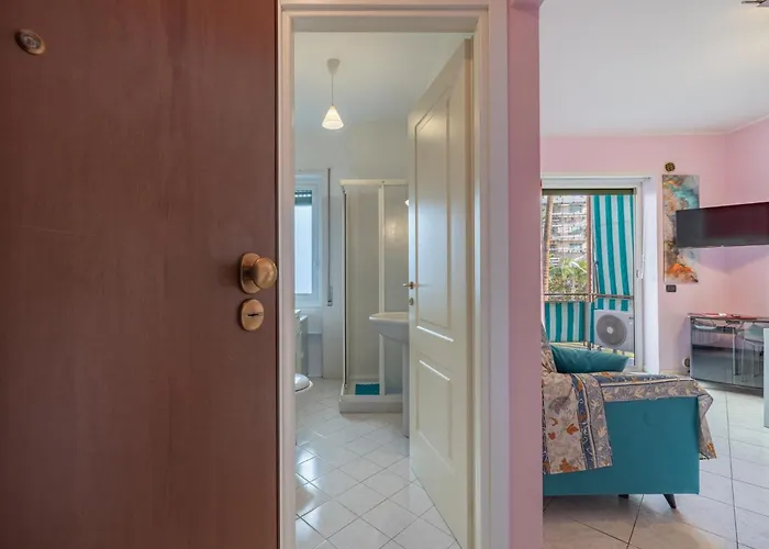 Happy Tourist By Wonderful Italy *