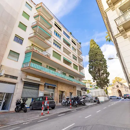 Apartment Happy Tourist By Wonderful Italy