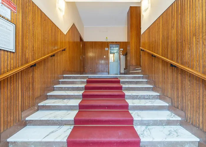 Happy Tourist By Wonderful Italy *